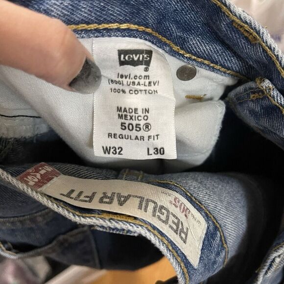 LEVIS 505 medium blue regular fit straight leg denim jeans size 32x 30 - Picture 6 of 7